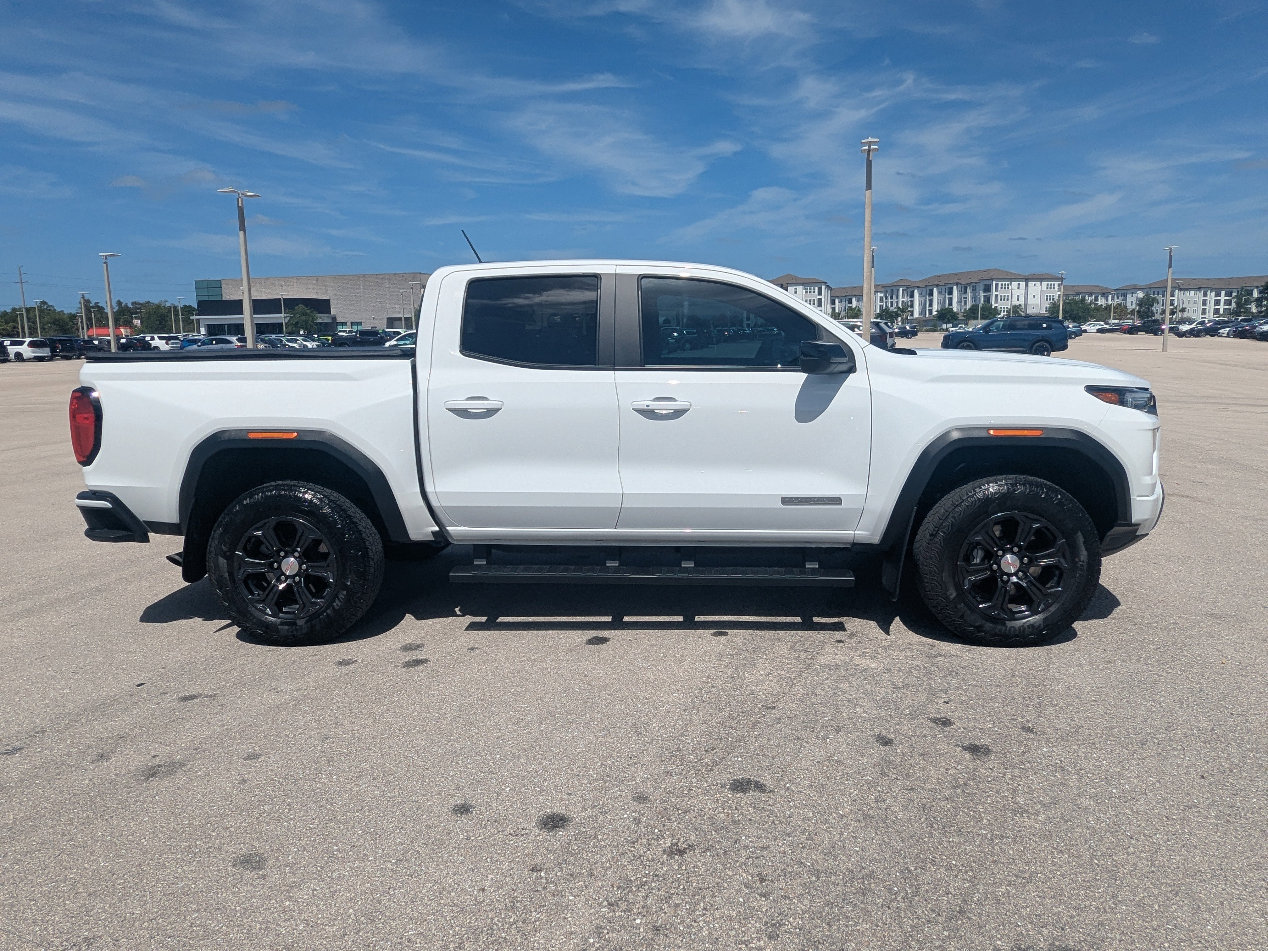 Used 2024 GMC Canyon Elevation w/ Elevation Premium Package image 3