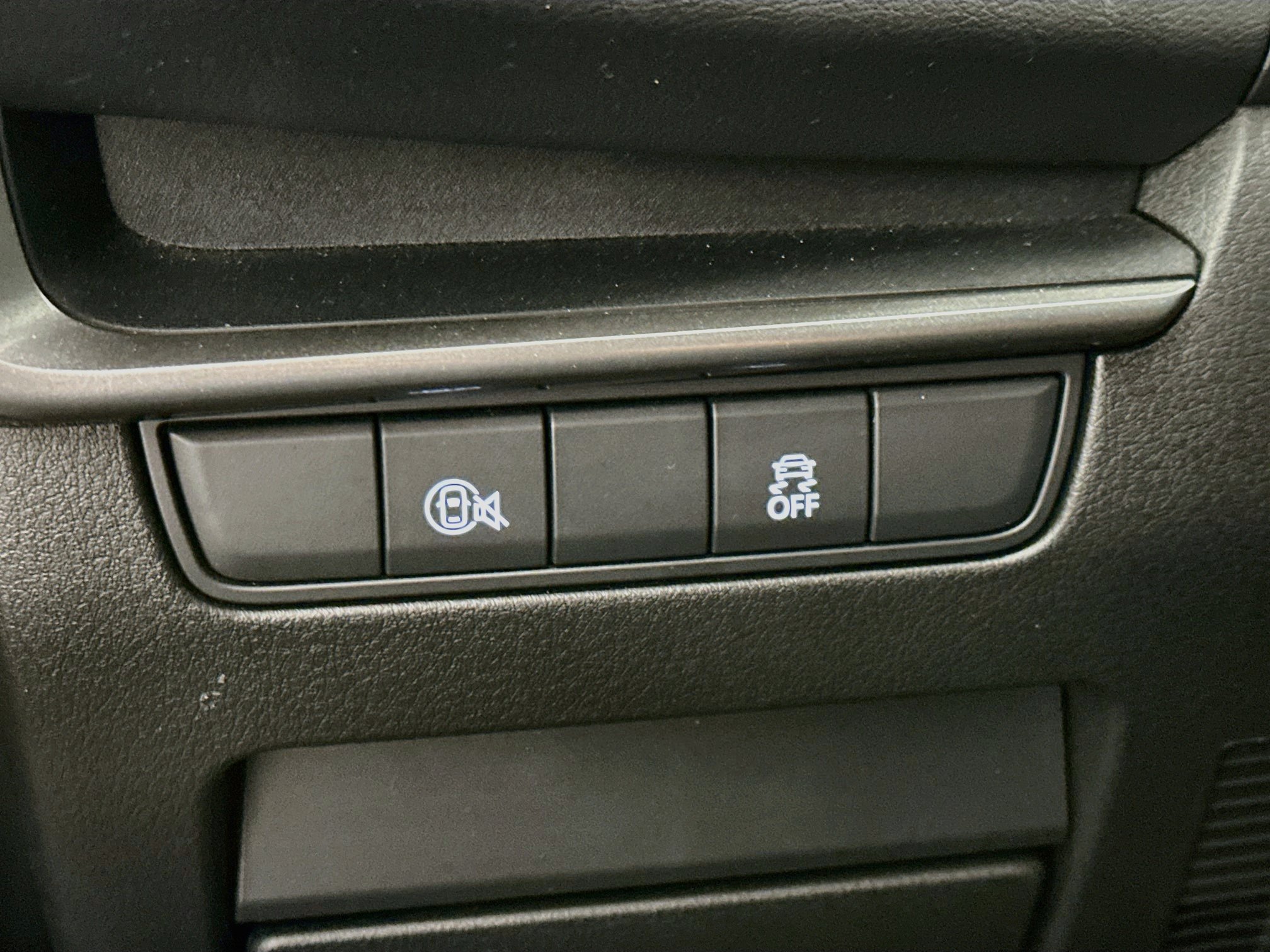 Used 2024 MAZDA MAZDA3 s FWD image 17