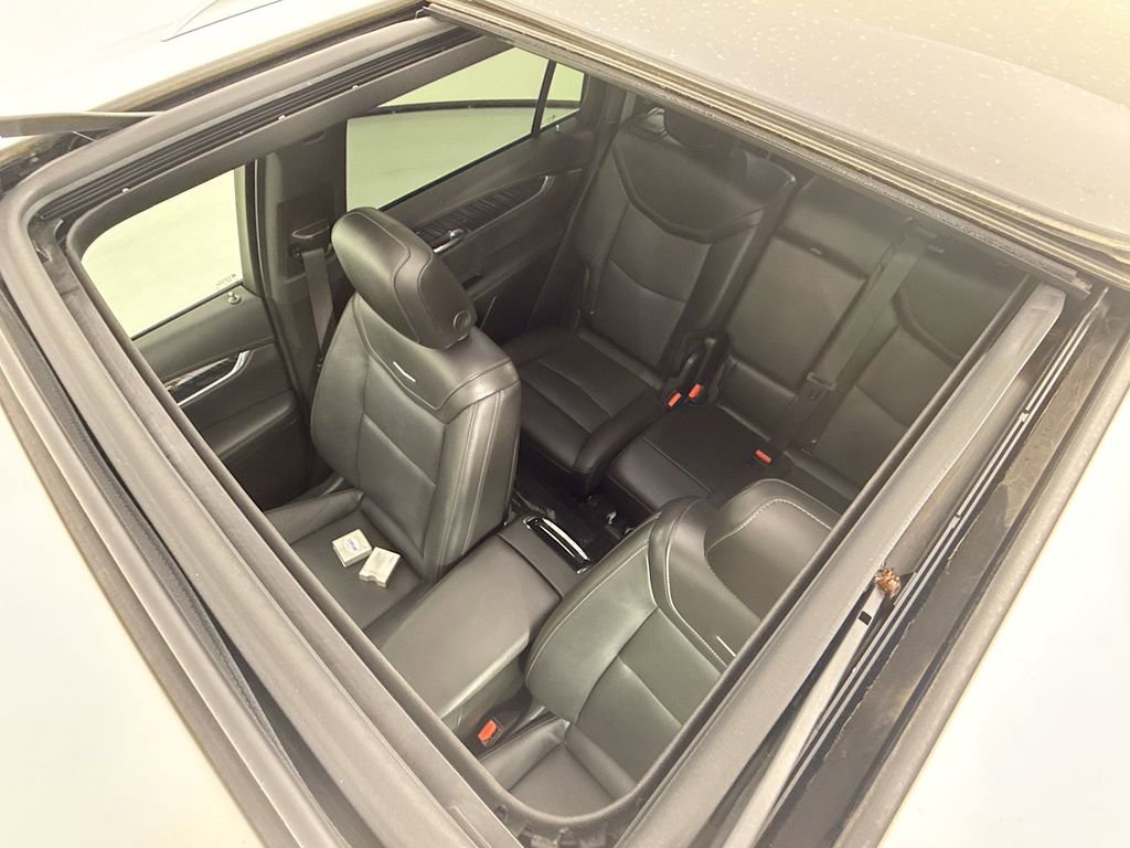 Used 2023 Cadillac XT6 Premium Luxury image 23