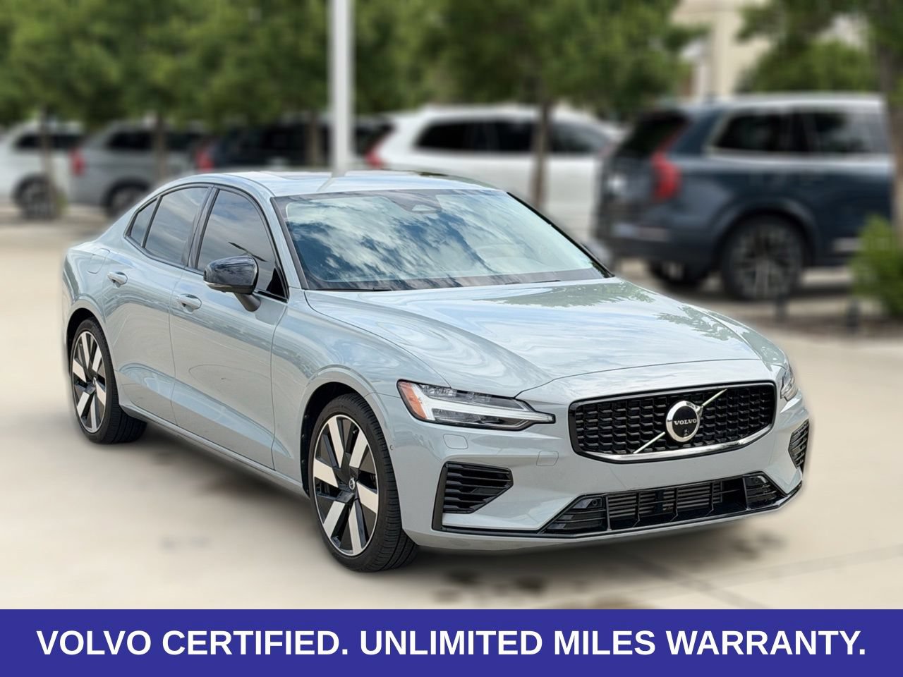 Certified 2025 Volvo S60 T8 Plus w/ Climate Package AWD/4WD image 6