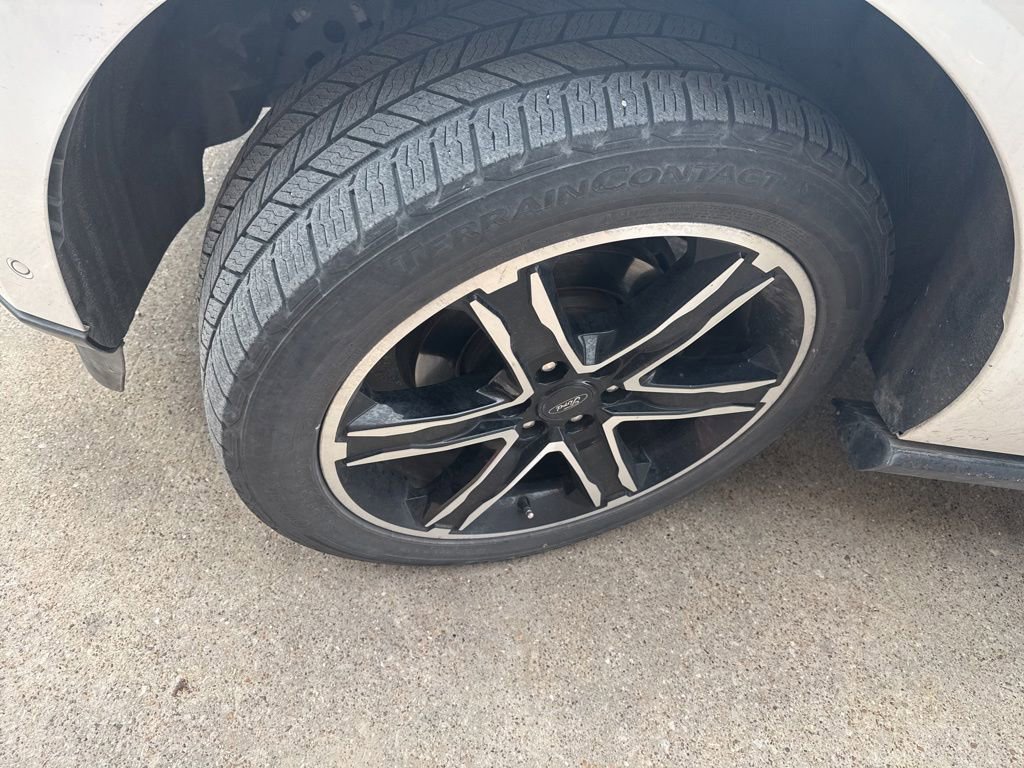 Used 2019 Ford Expedition Max Limited w/ Equipment Group 303A AWD/4WD image 3