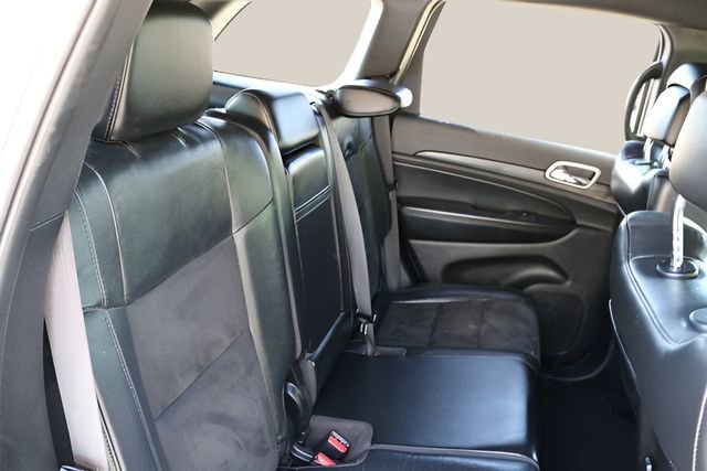 Used 2021 Jeep Grand Cherokee Laredo X image 16