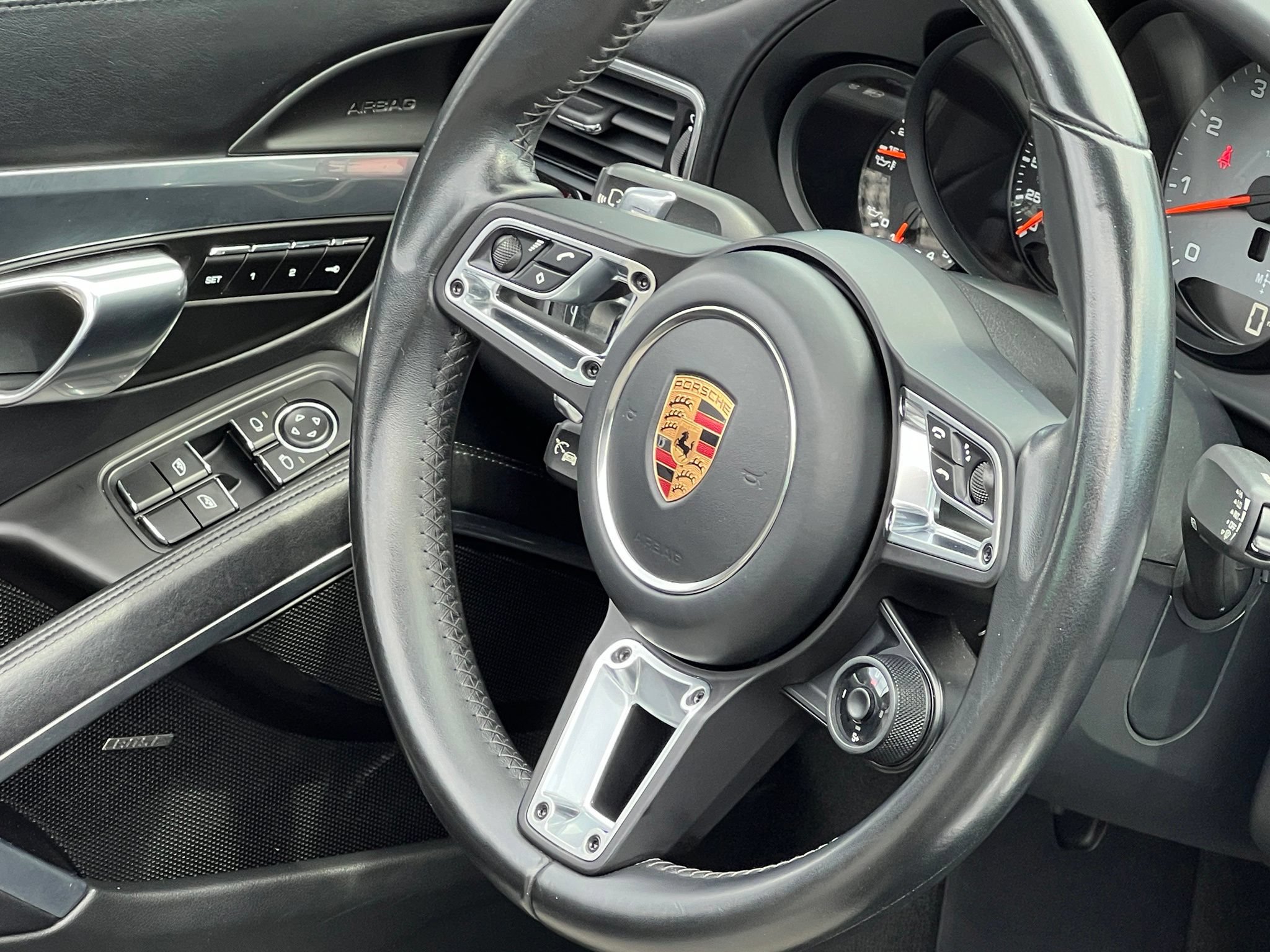 Used 2017 Porsche 911 Targa 4S w/ Sport Package AWD/4WD image 25