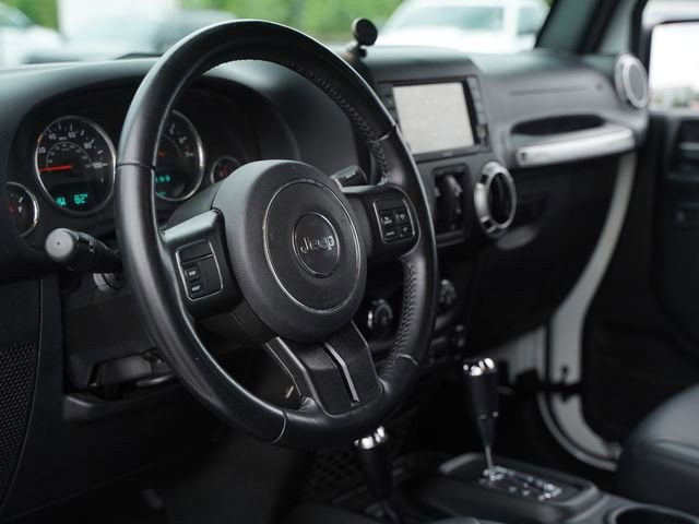 Used 2018 Jeep Wrangler Unlimited Sahara AWD/4WD image 26