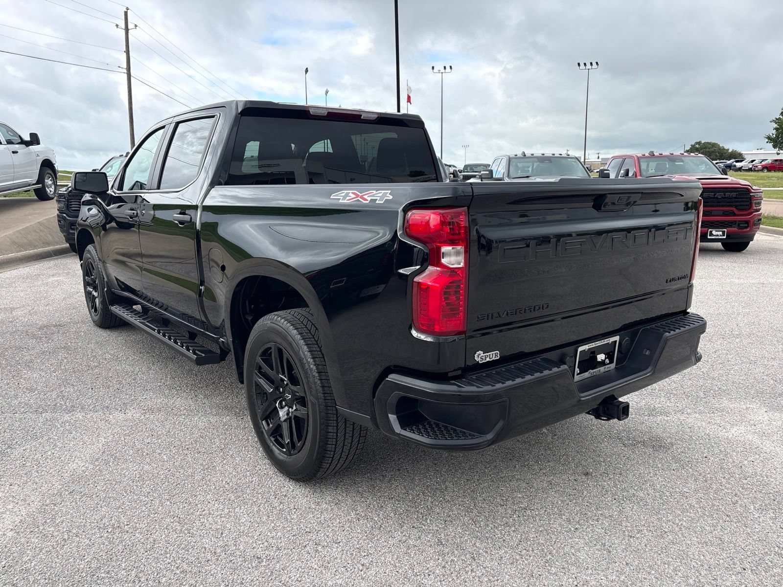 Used 2024 Chevrolet Silverado 1500 Custom w/ LPO, Dark Essentials Package AWD/4WD image 4