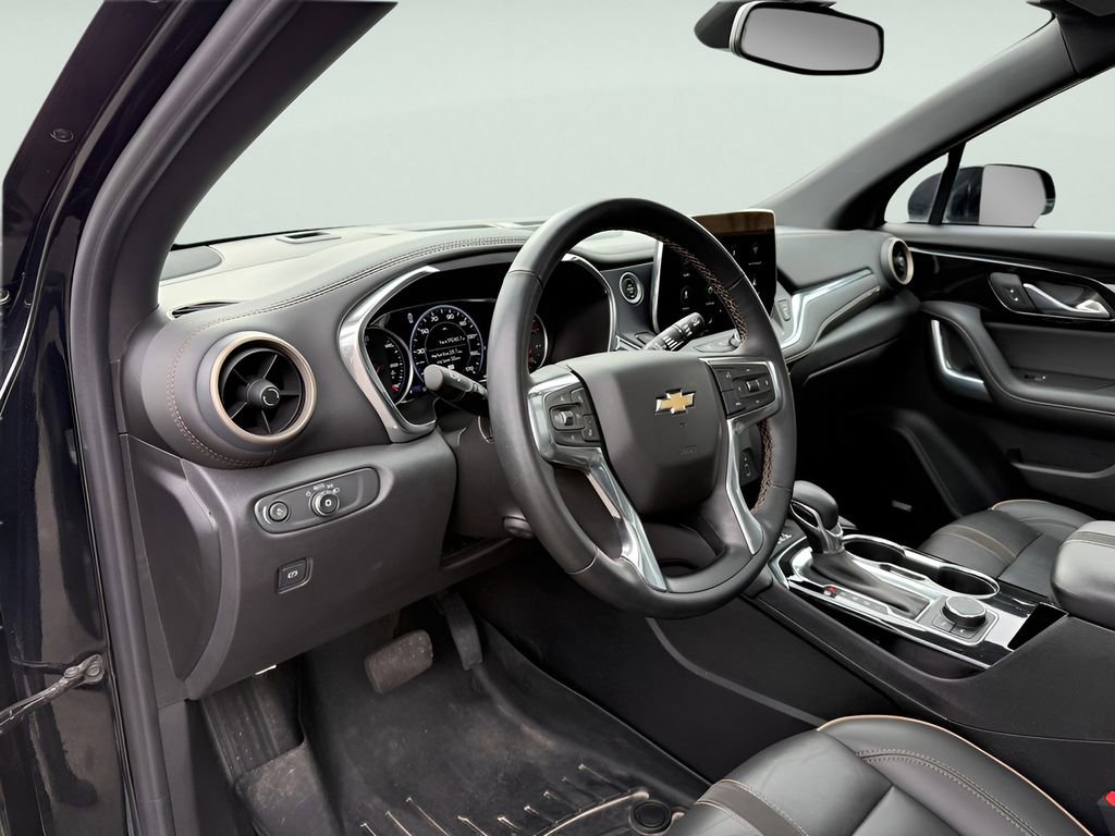 Used 2023 Chevrolet Blazer Premier w/ Enhanced Convenience Package image 25