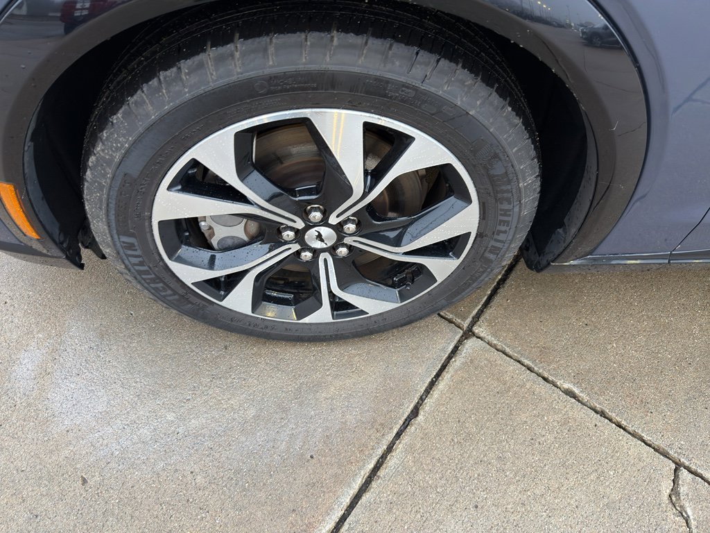 Used 2021 Ford Mustang Mach-E Premium image 9