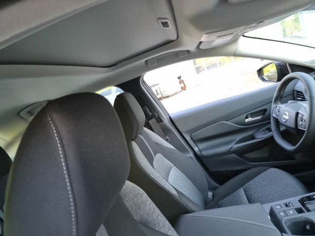 New 2026 Nissan Sentra SV w/ SV Convenience Package FWD image 10