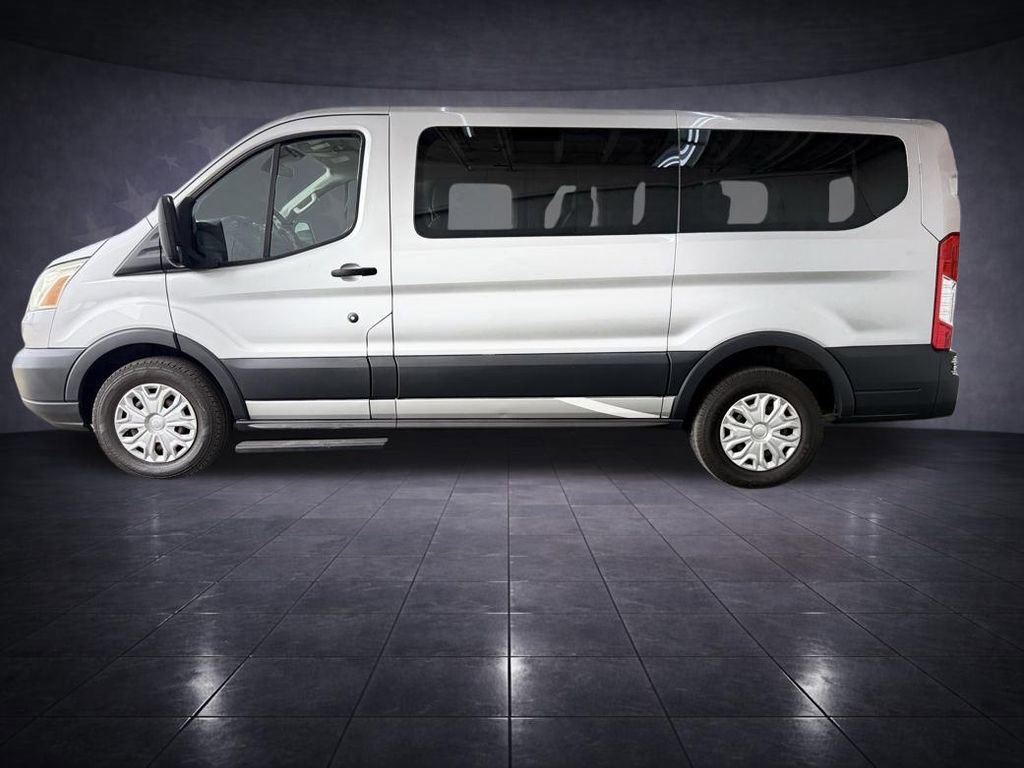 Used 2015 Ford Transit 150 XLT image 4