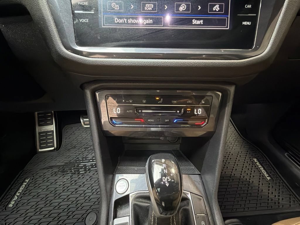 Used 2024 Volkswagen Tiguan SE R-Line FWD image 20