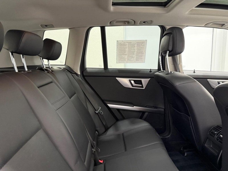 Used 2014 Mercedes-Benz GLK 350 4MATIC image 8