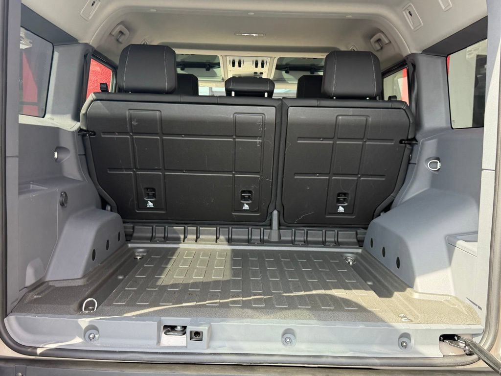 Used 2024 INEOS Grenadier Station Wagon AWD/4WD image 14