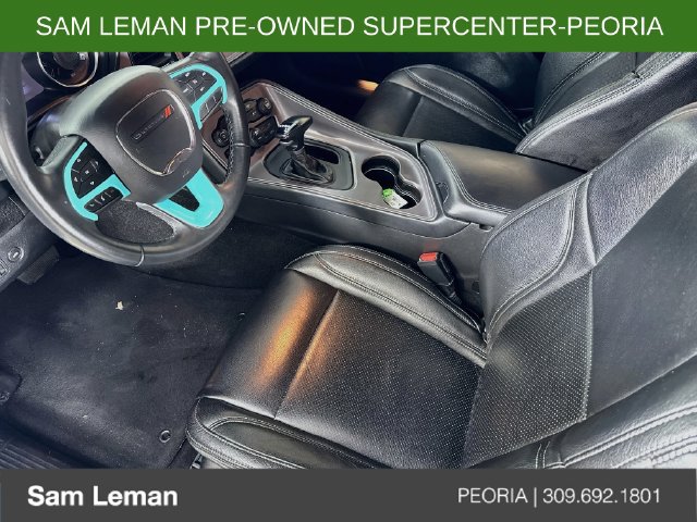 Used 2023 Dodge Challenger SXT RWD image 22