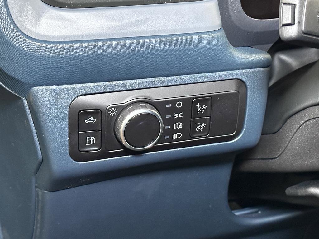 New 2025 Ford Maverick XL w/ Equipment Group 101A image 17