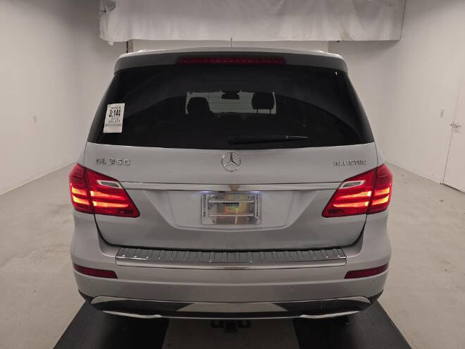 Used 2013 Mercedes-Benz GL 320 BlueTEC 4MATIC image 6