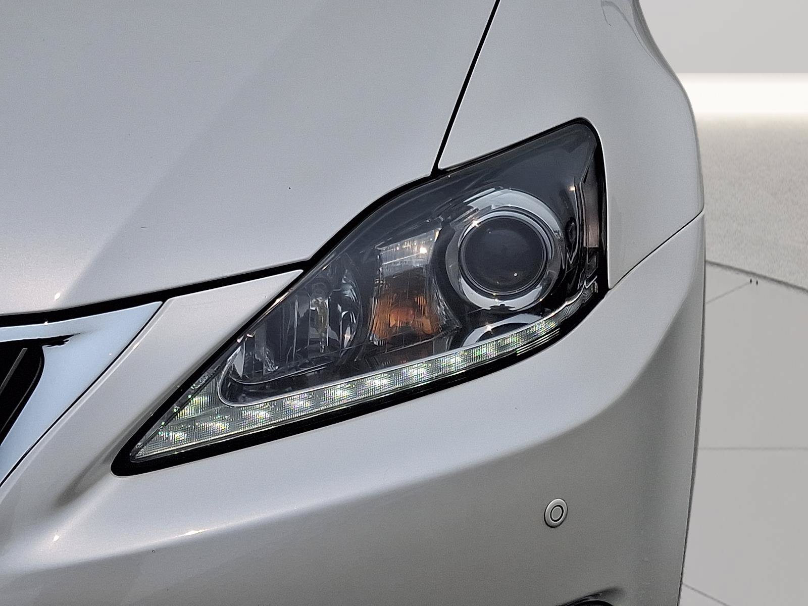 Used 2013 Lexus IS 250C RWD image 25