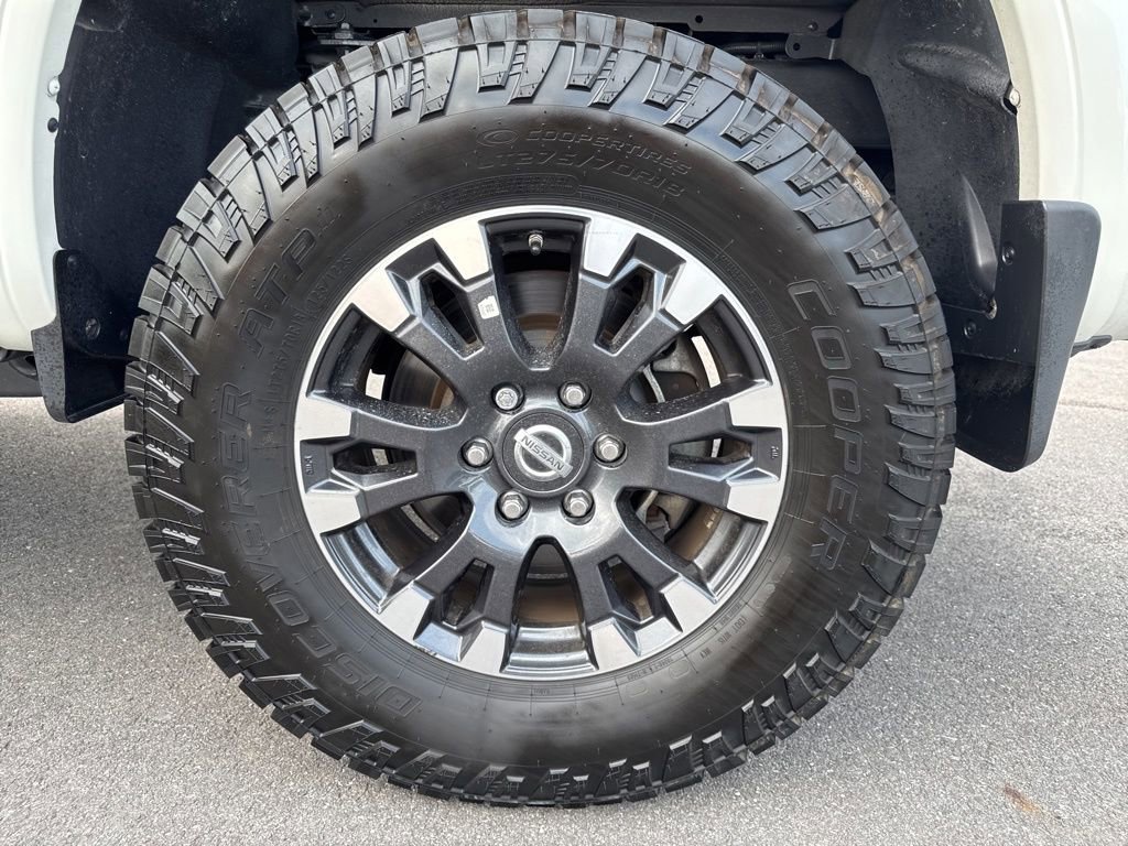 Used 2018 Nissan Titan PRO-4X w/ Pro-4x Convenience Package image 13