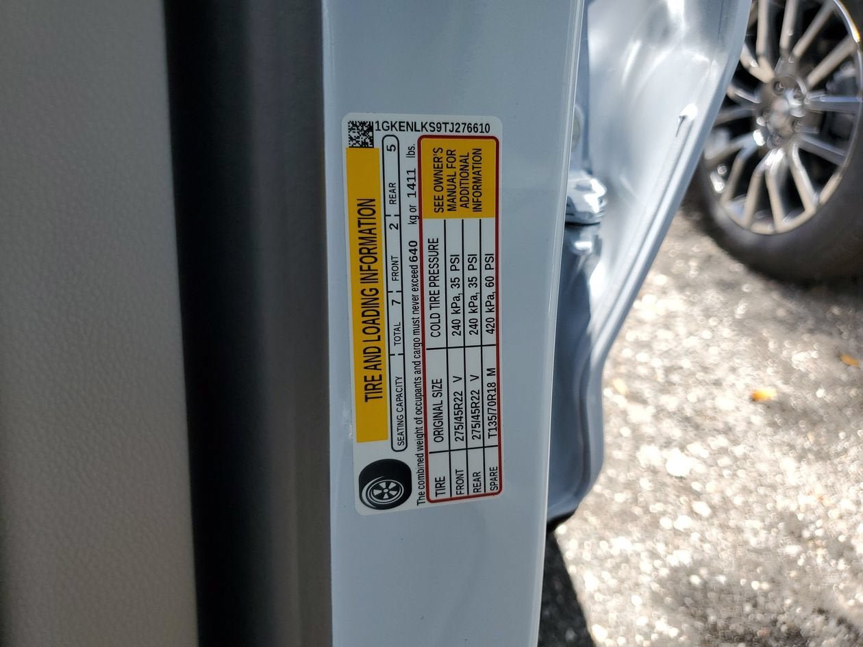 New 2026 GMC Acadia Denali w/ Super Cruise Package FWD image 31