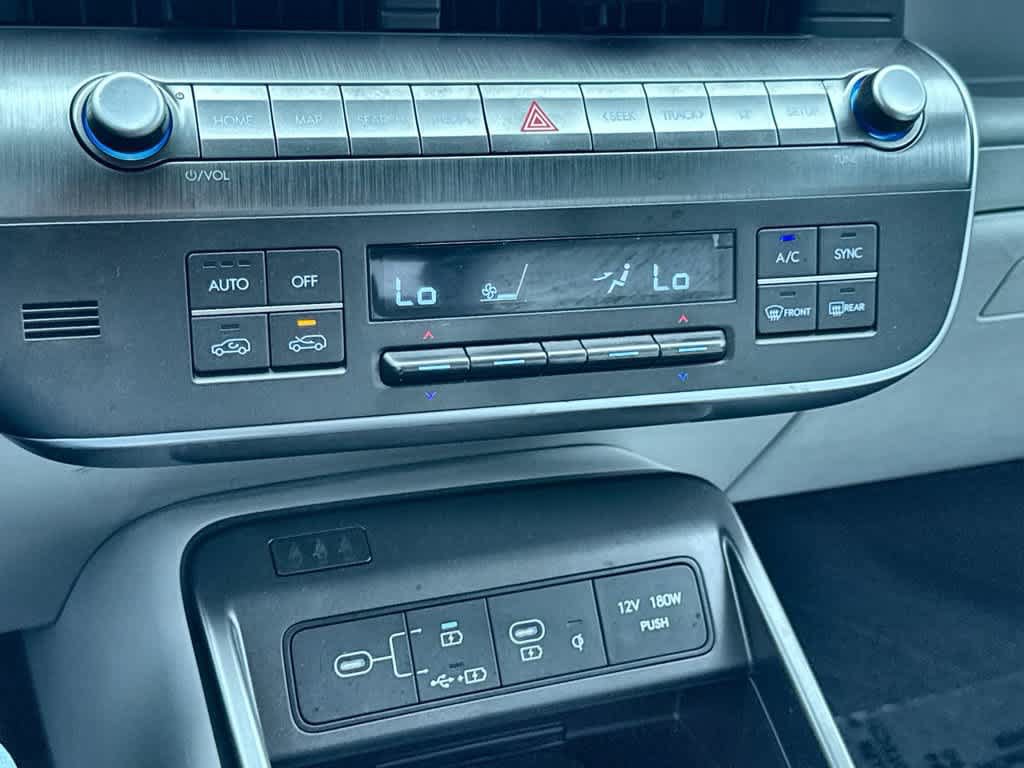Used 2025 Hyundai Kona SEL FWD image 20