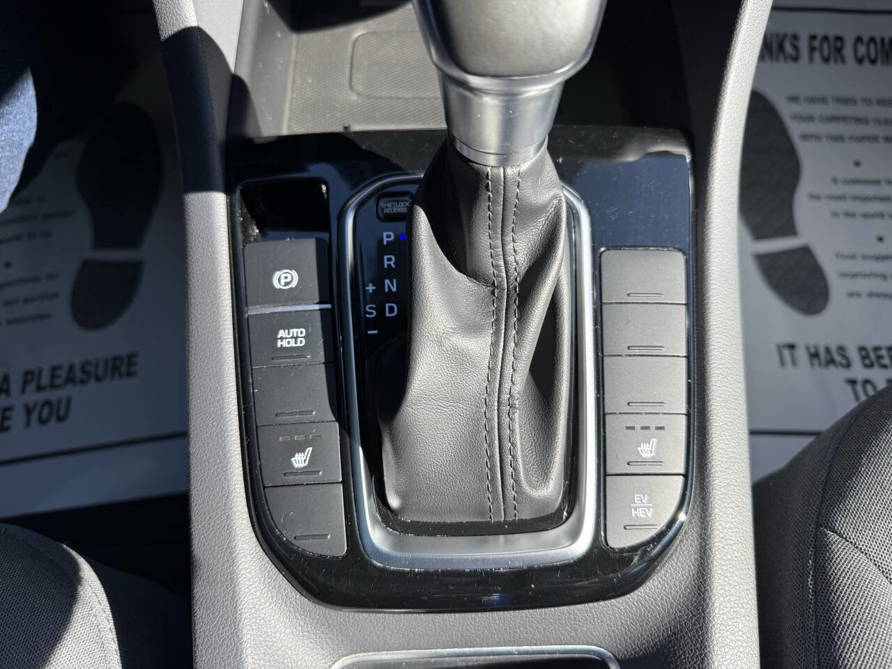 Used 2020 Hyundai Ioniq SEL image 21