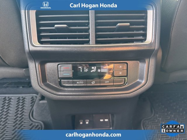 Used 2025 Volkswagen Atlas Peak Edition SE image 15