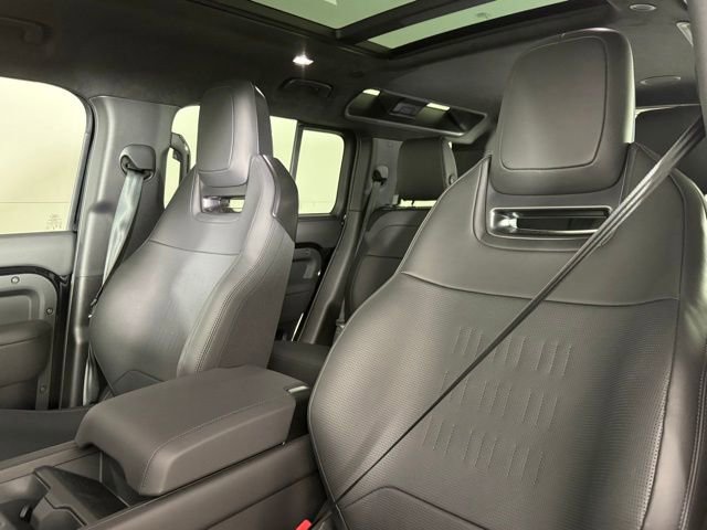 New 2026 Land Rover Defender 110 OCTA image 15