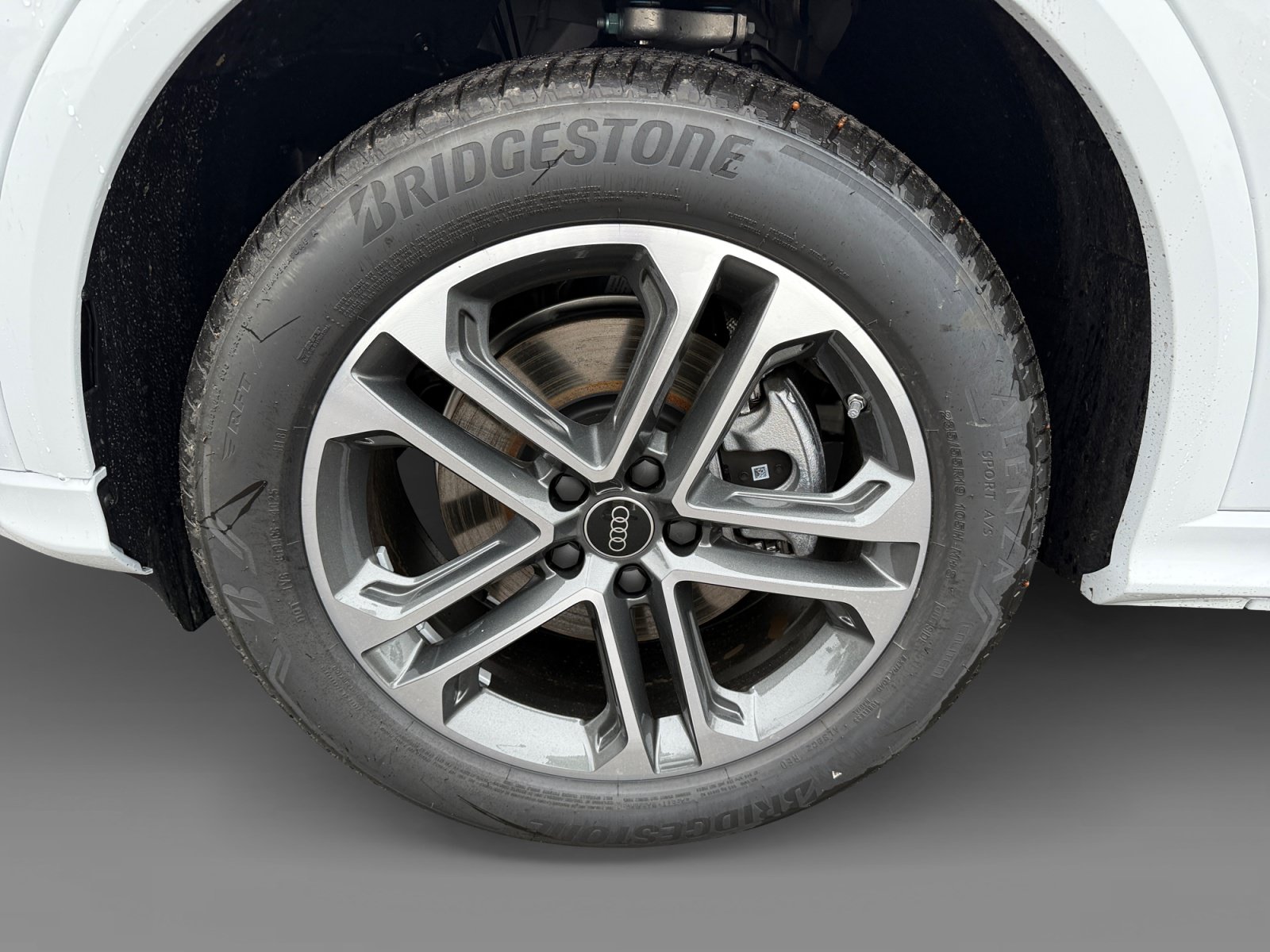 New 2025 Audi Q5 Premium AWD/4WD image 9