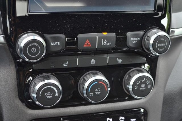 New 2026 RAM 1500 Express AWD/4WD image 27