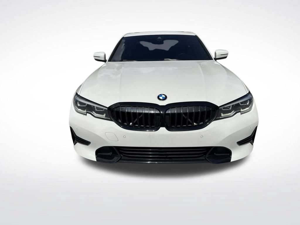 Used 2020 BMW 330i xDrive Sedan w/ Convenience Package AWD/4WD image 3