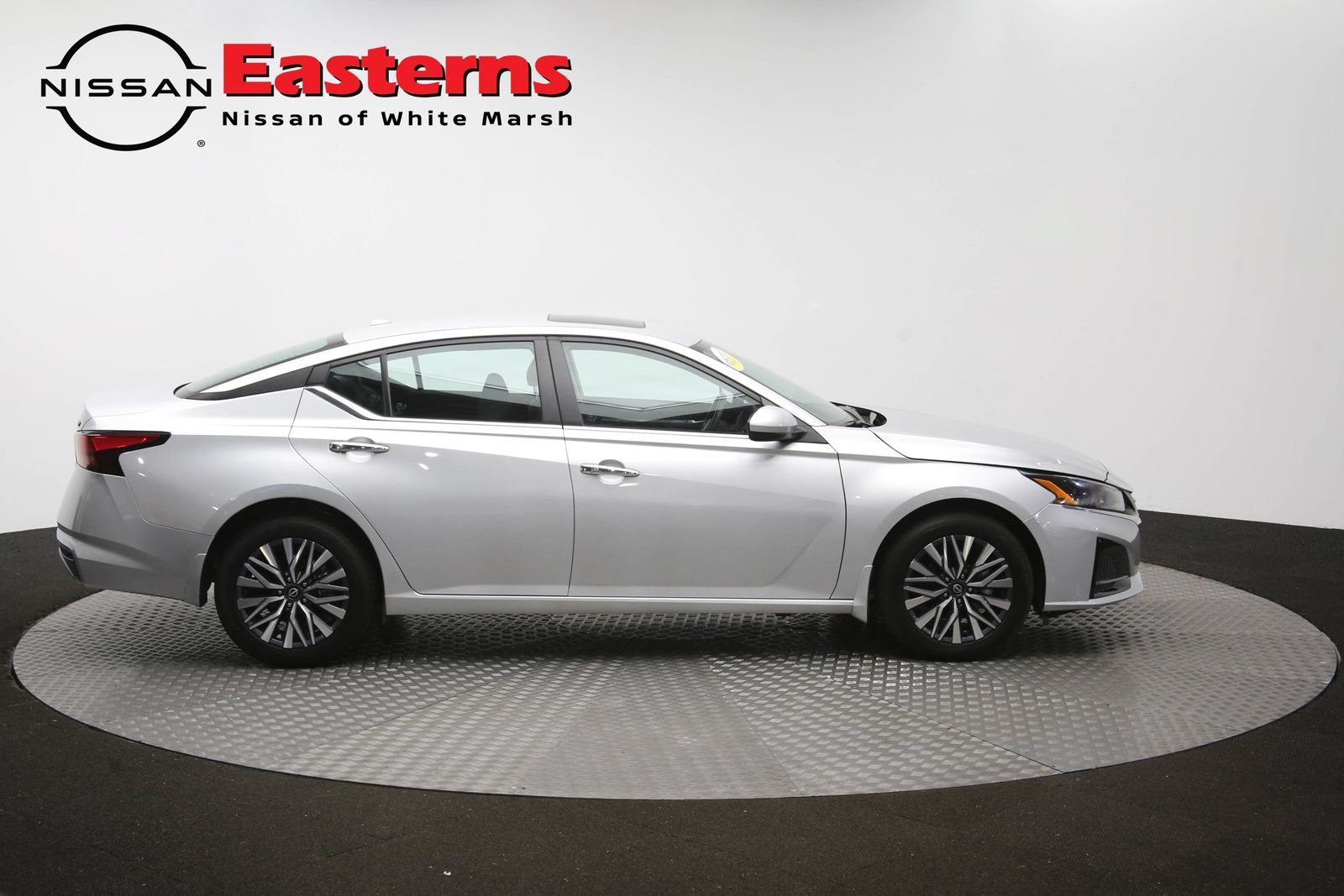Used 2023 Nissan Altima 2.5 SV w/ SV Premium Package AWD/4WD image 46
