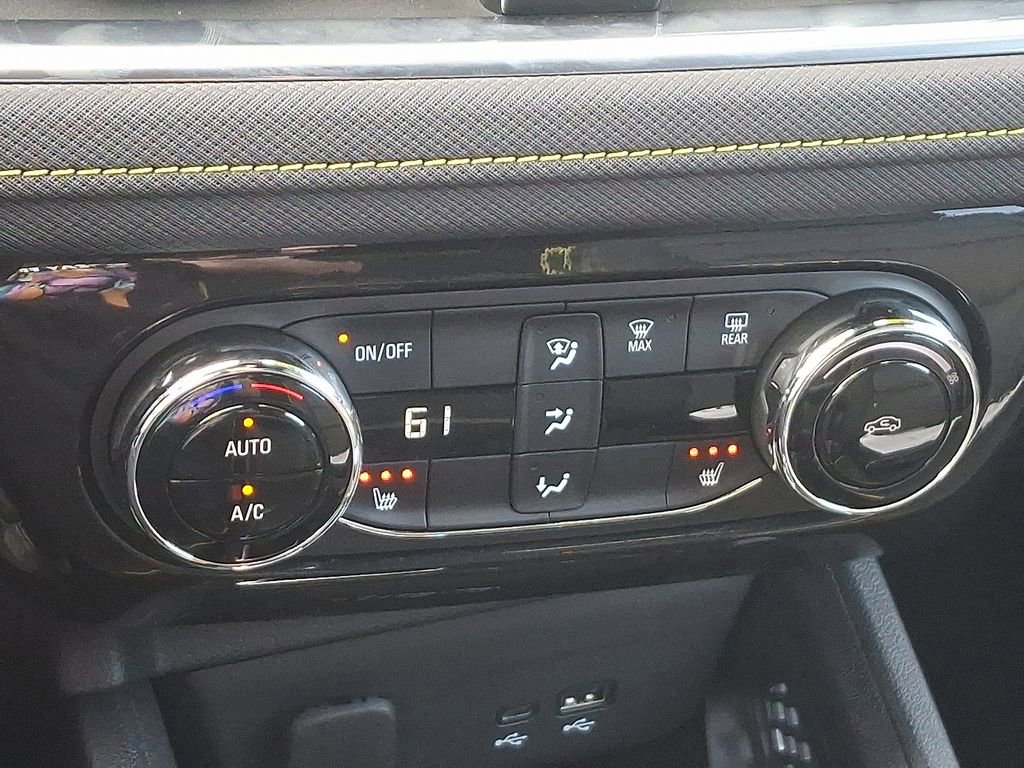 Used 2025 Chevrolet TrailBlazer ACTIV w/ Convenience Package image 17