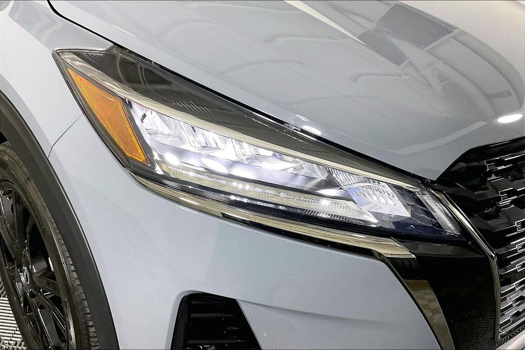 Used 2024 Nissan Kicks SR w/ SR Premium Package image 38