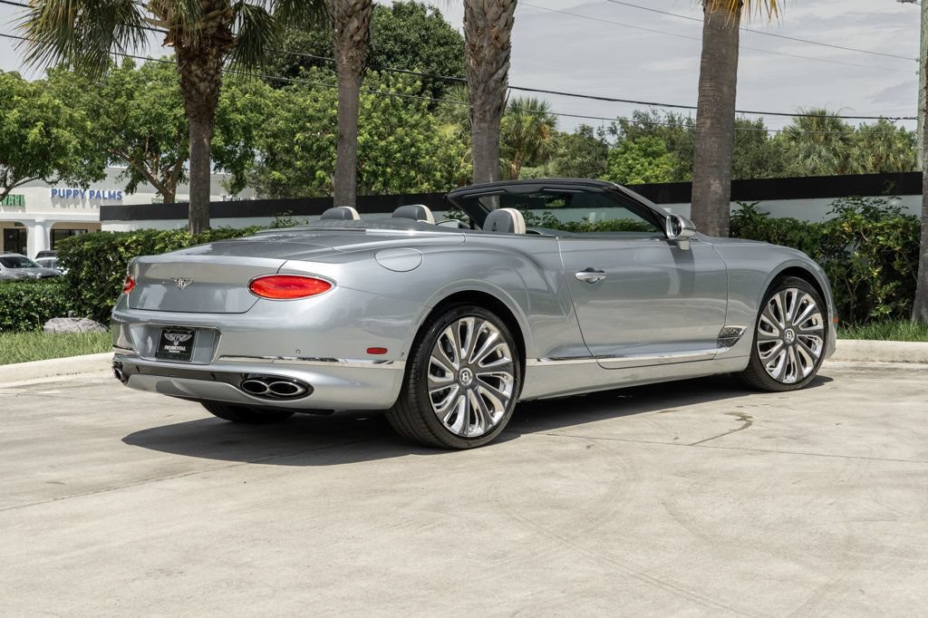 Used 2022 Bentley Continental GT Mulliner AWD/4WD image 9