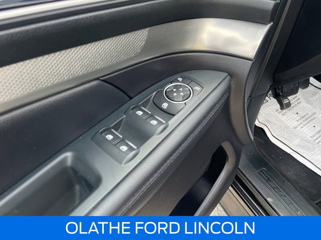 Certified 2019 Ford Explorer XLT w/ Equipment Group 202A AWD/4WD image 15