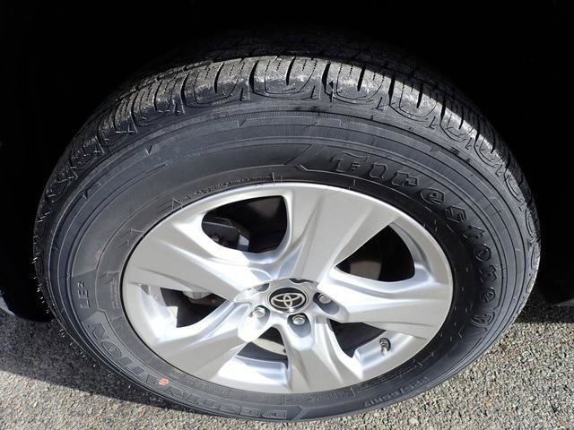 Certified 2021 Toyota RAV4 LE image 9