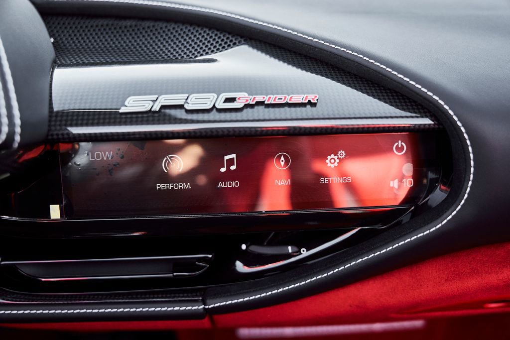 Used 2025 Ferrari SF90 Spider AWD/4WD image 71