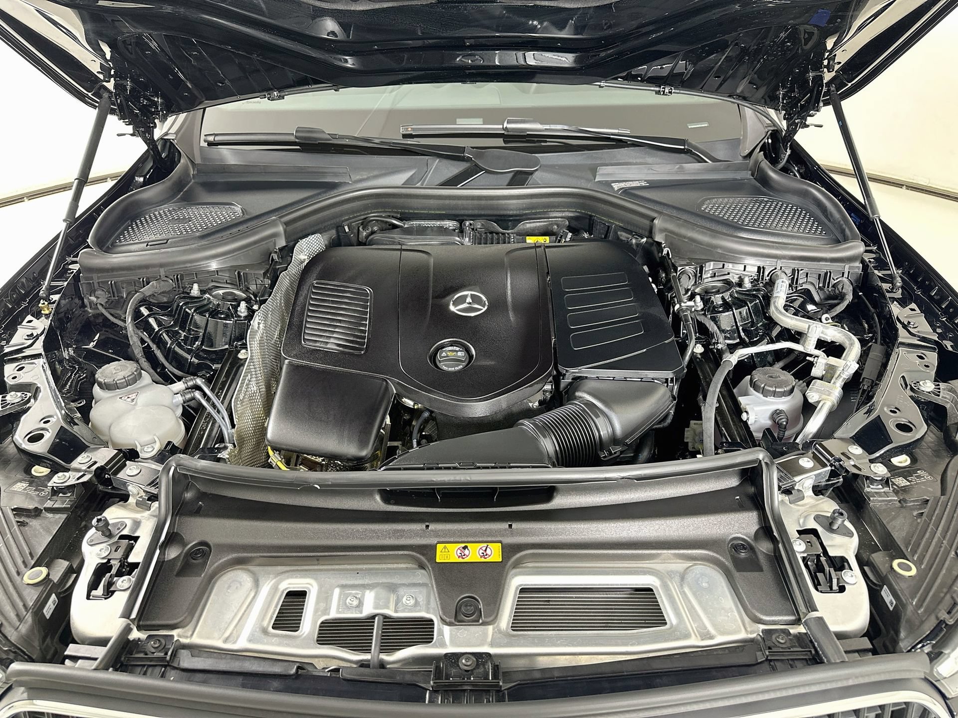 Certified 2026 Mercedes-Benz GLC 300 4MATIC image 33