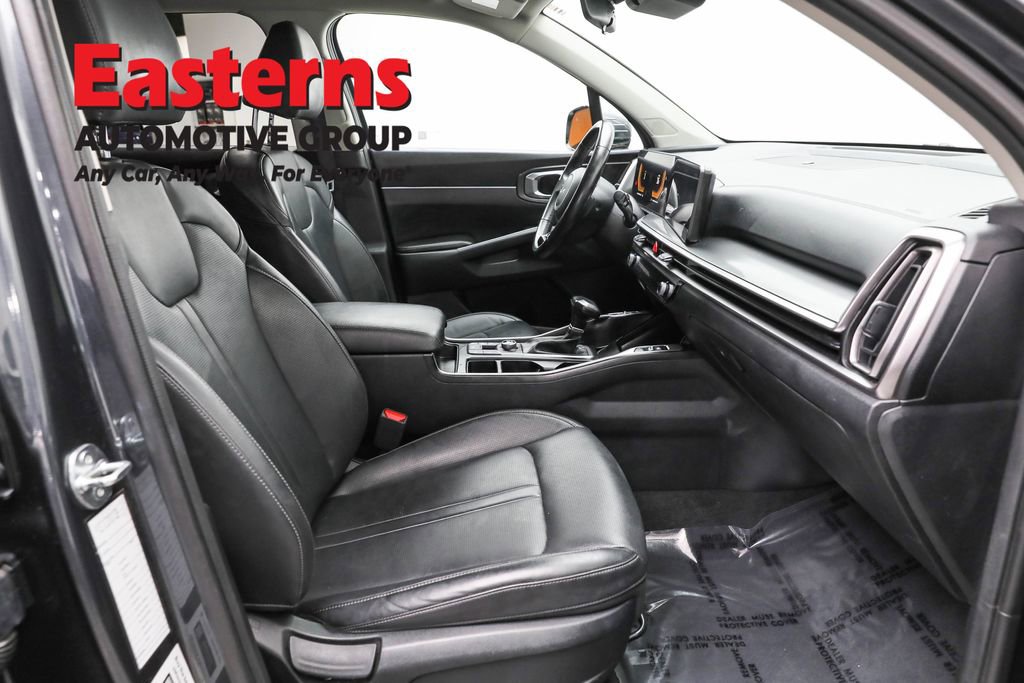 Used 2024 Kia Sorento S image 25