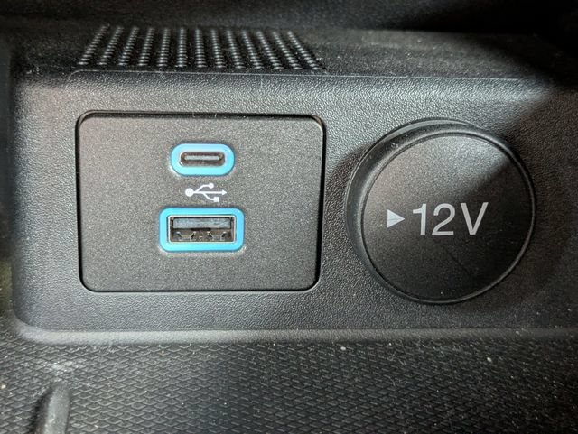 Used 2023 Ford Escape ST-Line AWD/4WD image 22