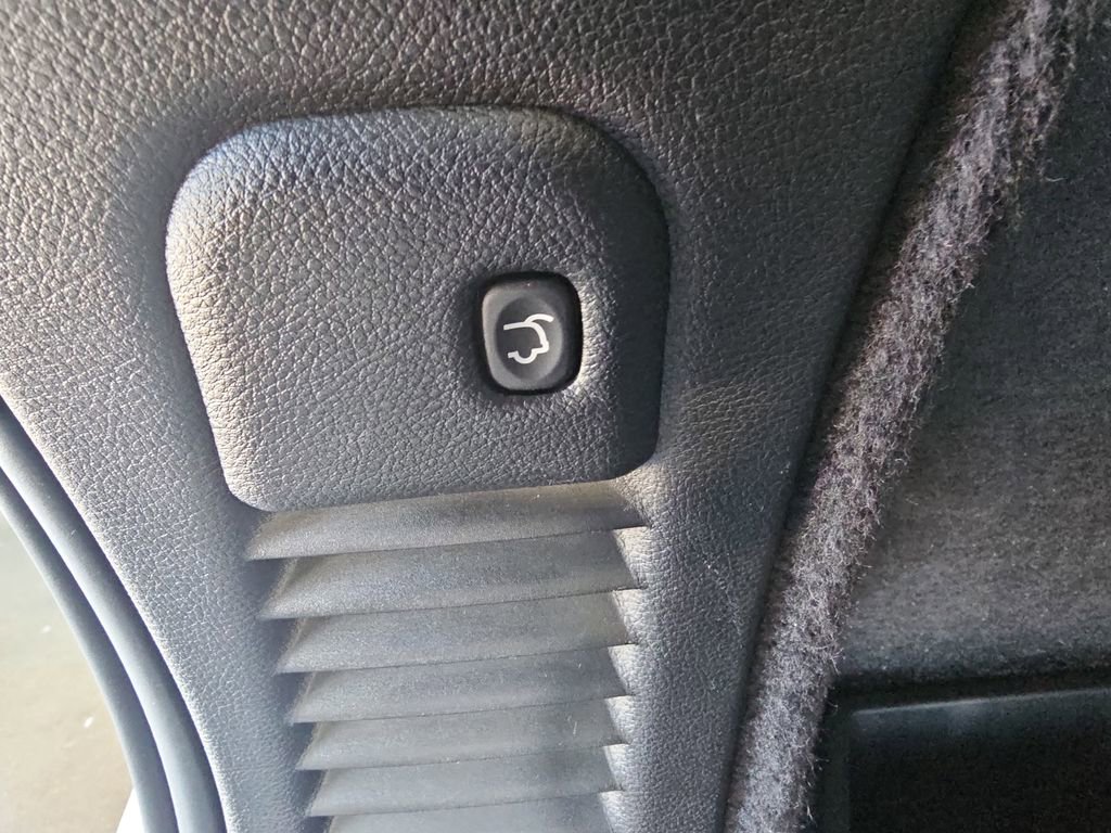 Used 2025 Dodge Durango GT AWD/4WD image 13