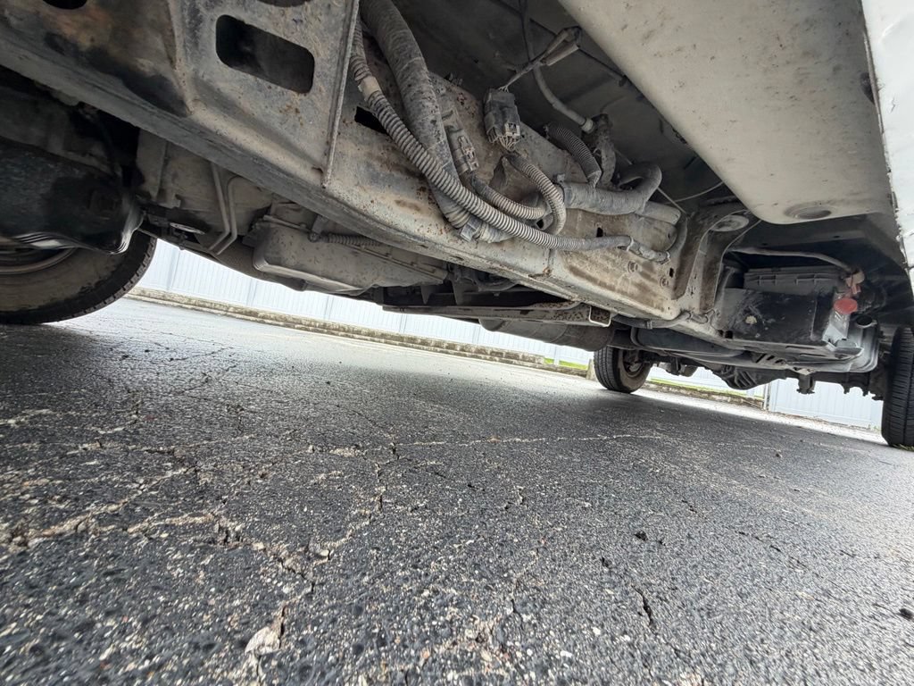 Used 2014 Chevrolet Express 2500 Extended RWD image 22
