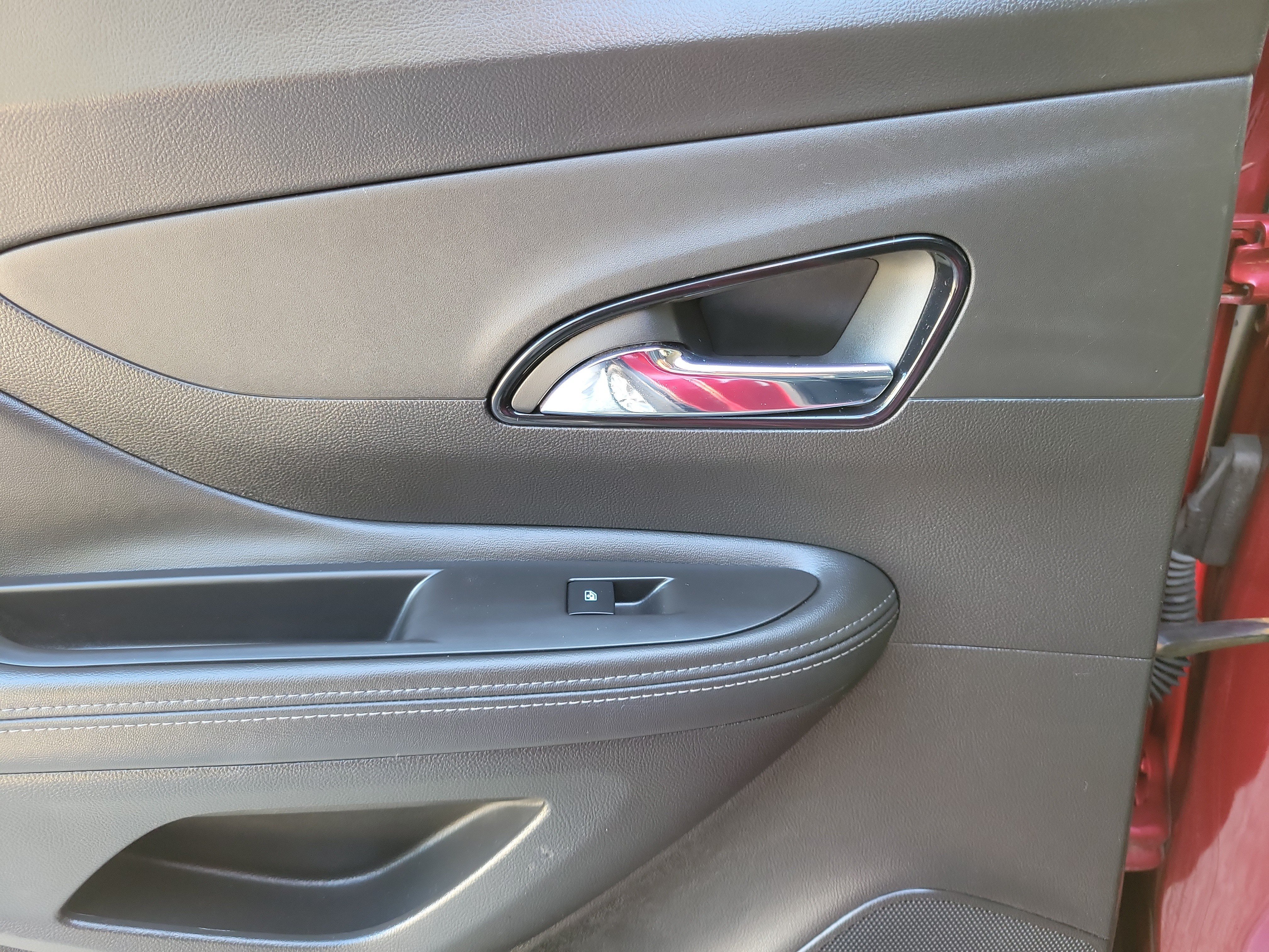 Used 2018 Buick Encore Preferred FWD image 12