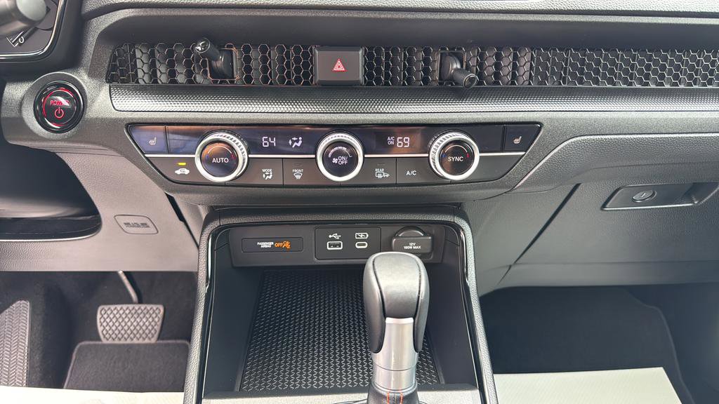 Used 2025 Honda CR-V Sport image 26