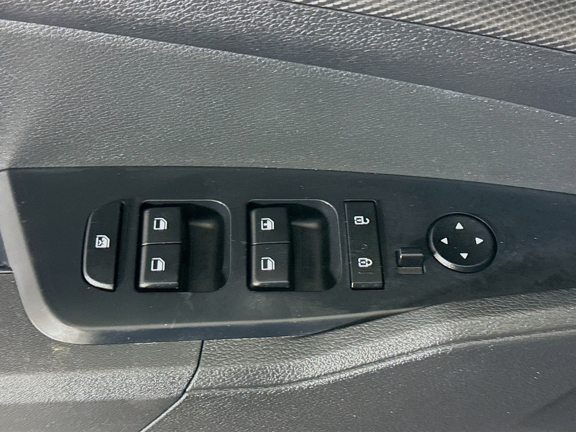 Used 2024 Kia Sportage LX image 23