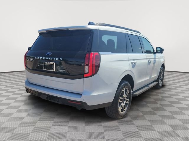 New 2026 Ford Expedition Active RWD image 5
