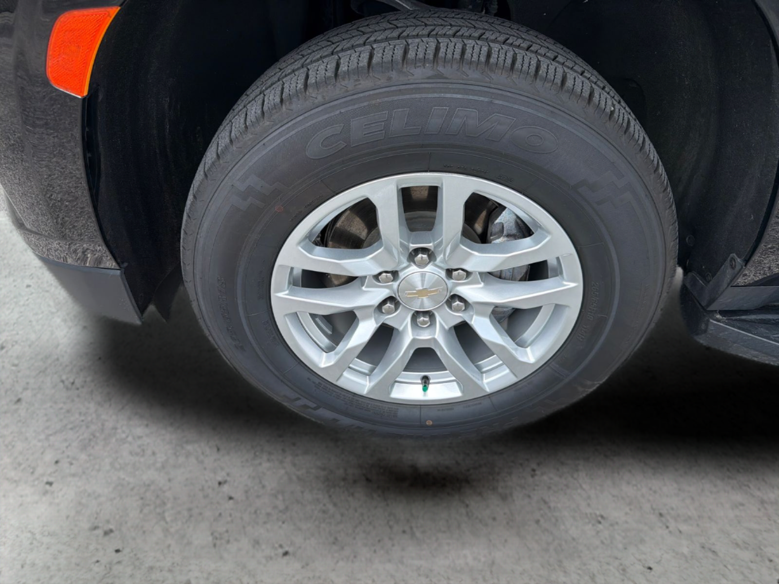 Used 2024 Chevrolet Tahoe LT AWD/4WD image 38