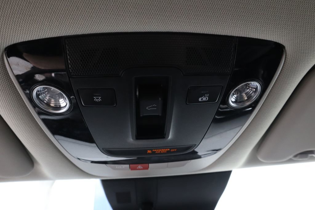 Used 2025 Kia Sportage EX w/ Premium Package image 37