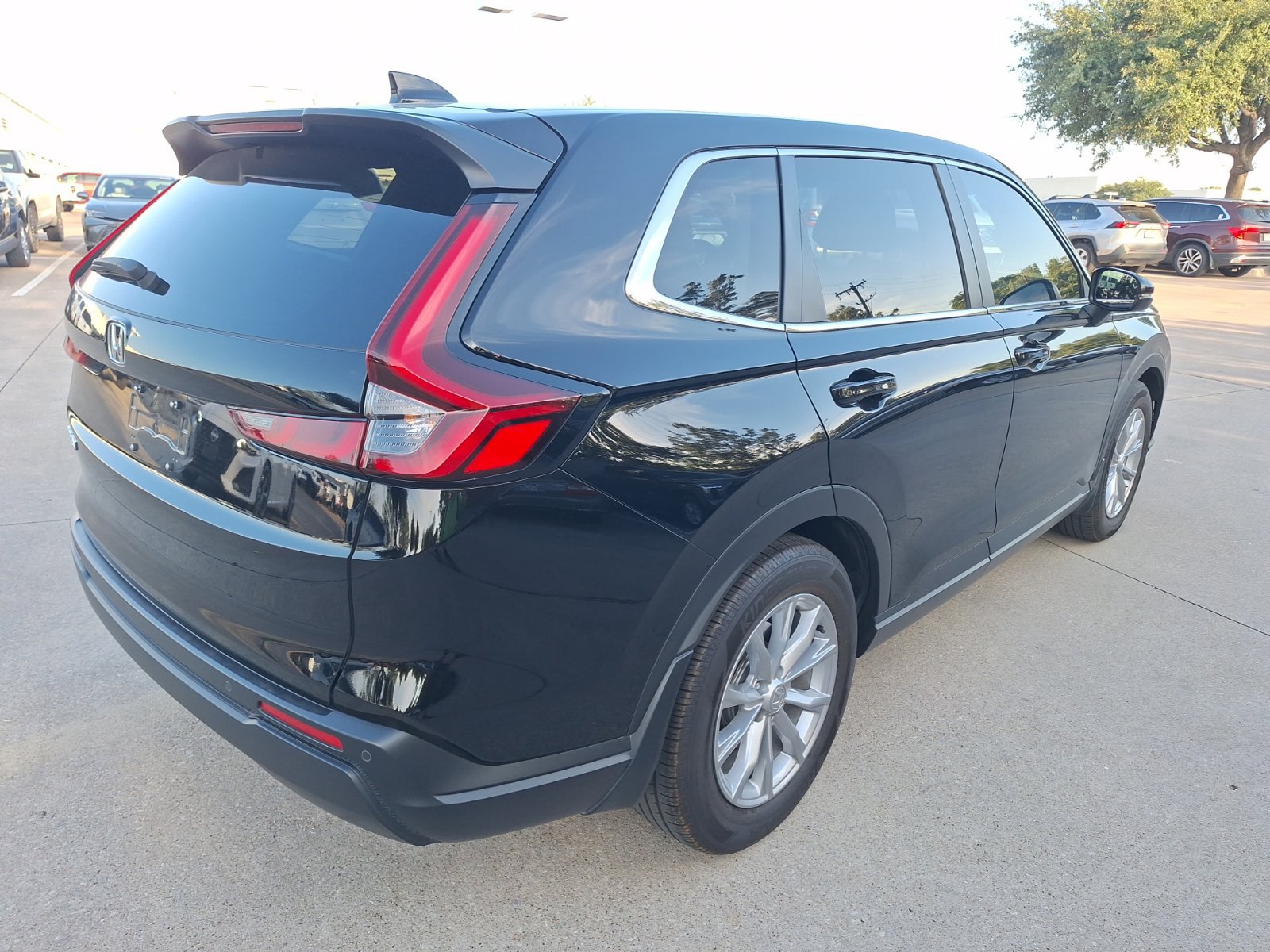 Used 2025 Honda CR-V EX-L image 6