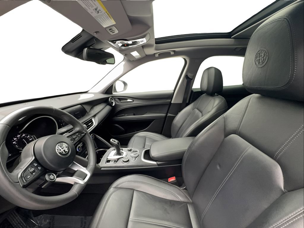Used 2021 Alfa Romeo Stelvio Sprint w/ Sun & Sound Package image 20