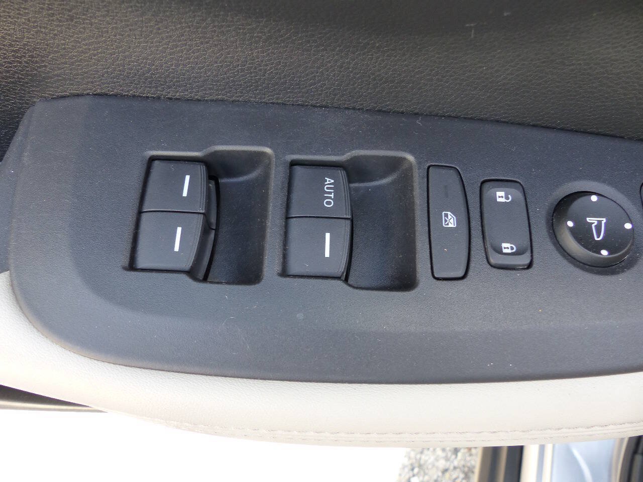 Used 2023 Honda HR-V LX image 20